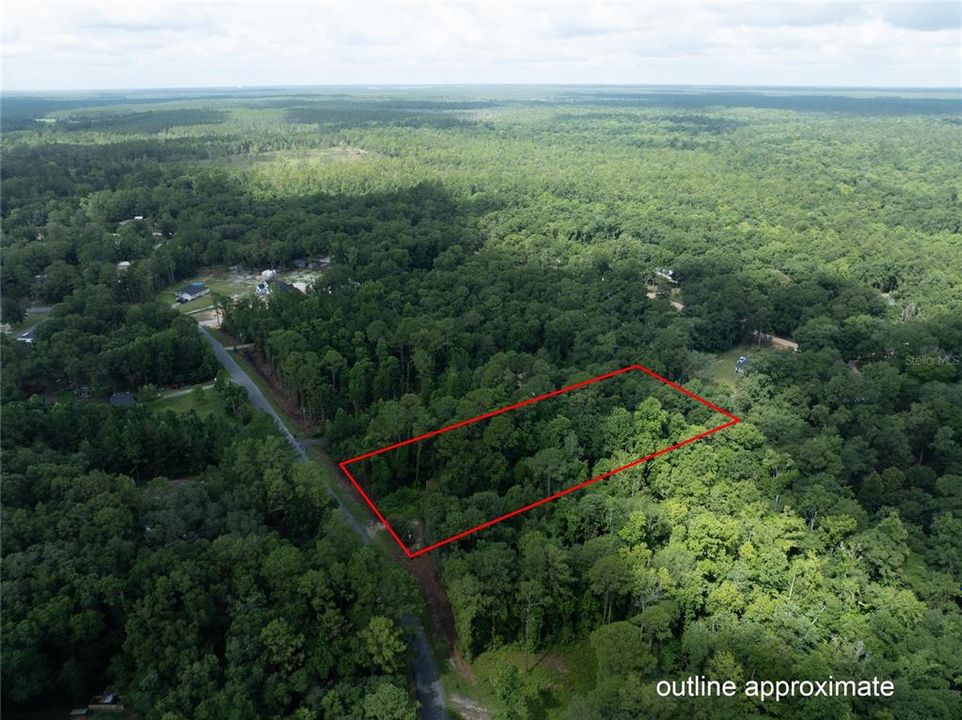 待售: $74,900 (1.36 acres)