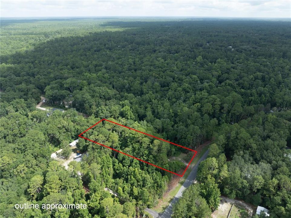 待售: $74,900 (1.36 acres)