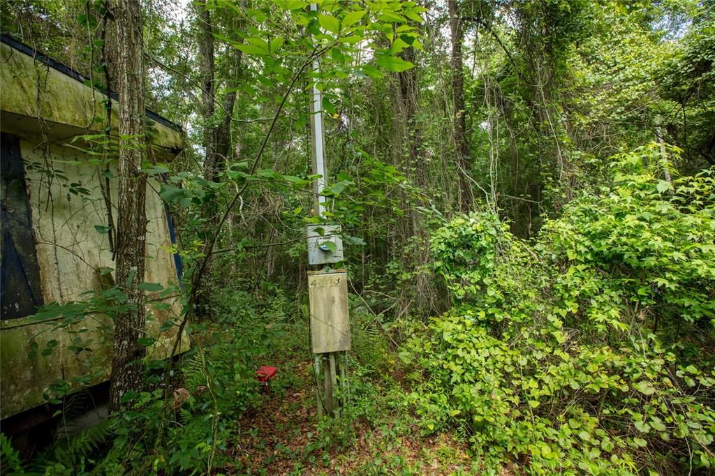 待售: $74,900 (1.36 acres)