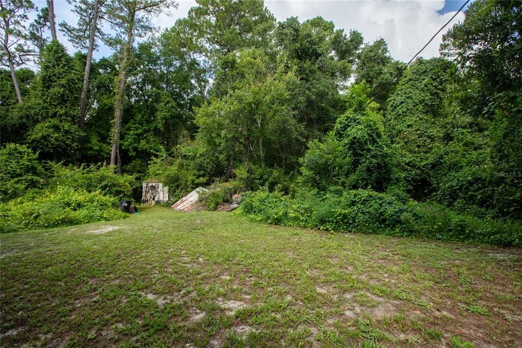 待售: $74,900 (1.36 acres)