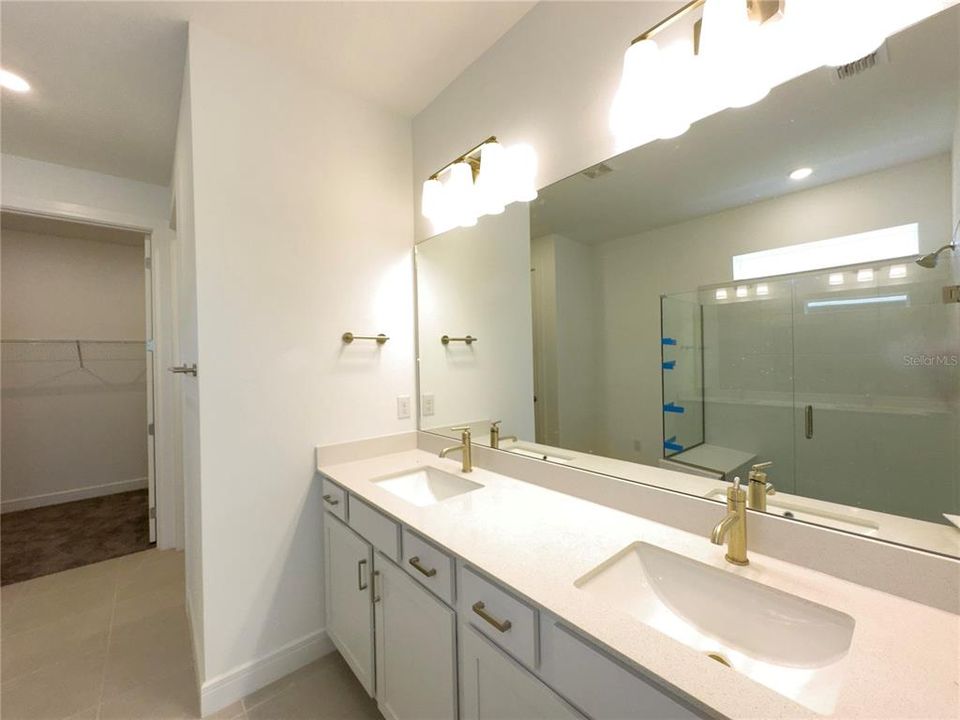 For Rent: $3,000 (4 beds, 3 baths, 2049 Square Feet)