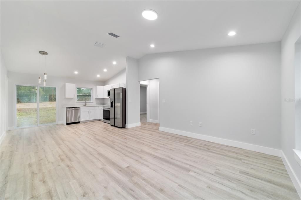 En Venta: $199,900 (3 camas, 2 baños, 1058 Pies cuadrados)