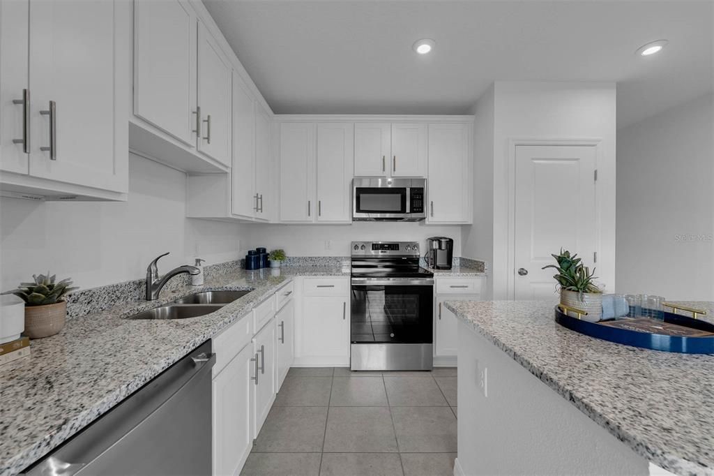 En Venta: $268,990 (3 camas, 2 baños, 1451 Pies cuadrados)