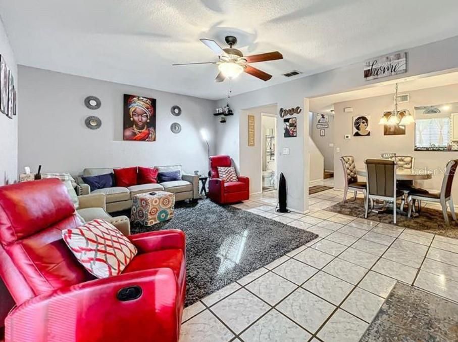 For Rent: $1,800 (2 beds, 1 baths, 1190 Square Feet)