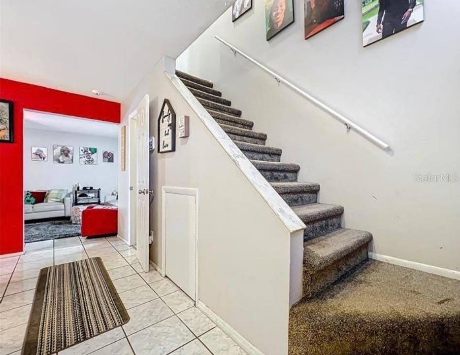 For Rent: $1,800 (2 beds, 1 baths, 1190 Square Feet)