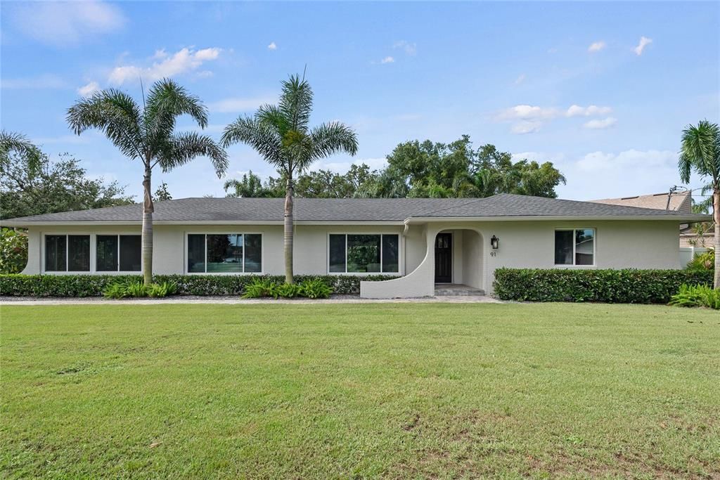 Recently Sold: $975,000 (4 beds, 2 baths, 2826 Square Feet)