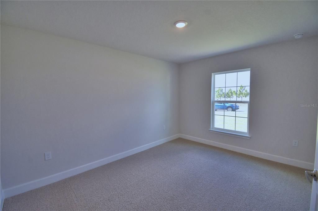 Activo con contrato: $552,526 (4 camas, 3 baños, 3000 Pies cuadrados)