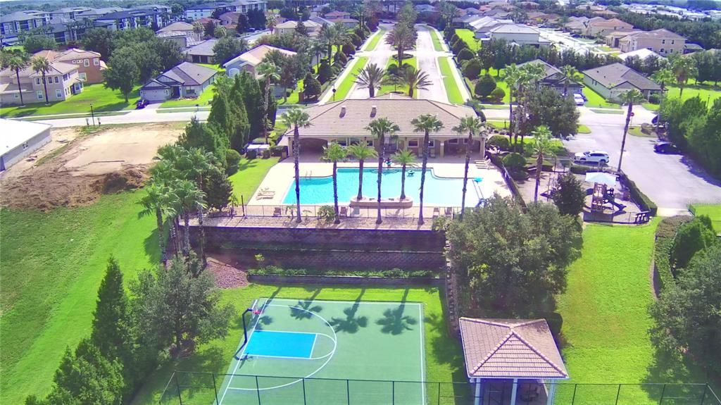 Activo con contrato: $552,526 (4 camas, 3 baños, 3000 Pies cuadrados)