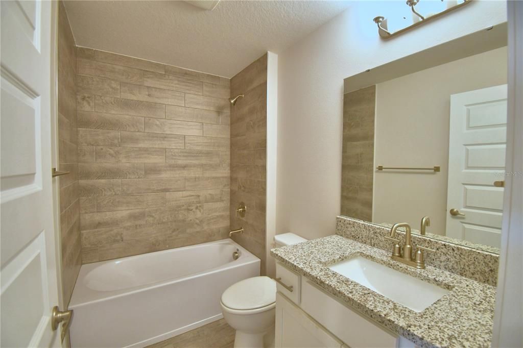 Activo con contrato: $552,526 (4 camas, 3 baños, 3000 Pies cuadrados)