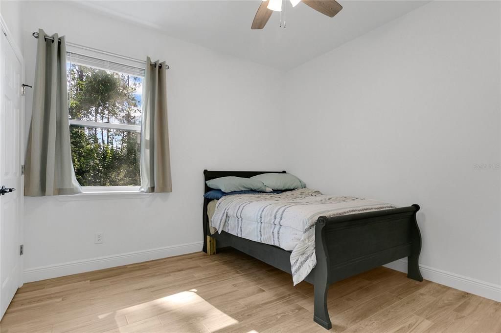 For Sale: $1,500,000 (4 beds, 3 baths, 2375 Square Feet)