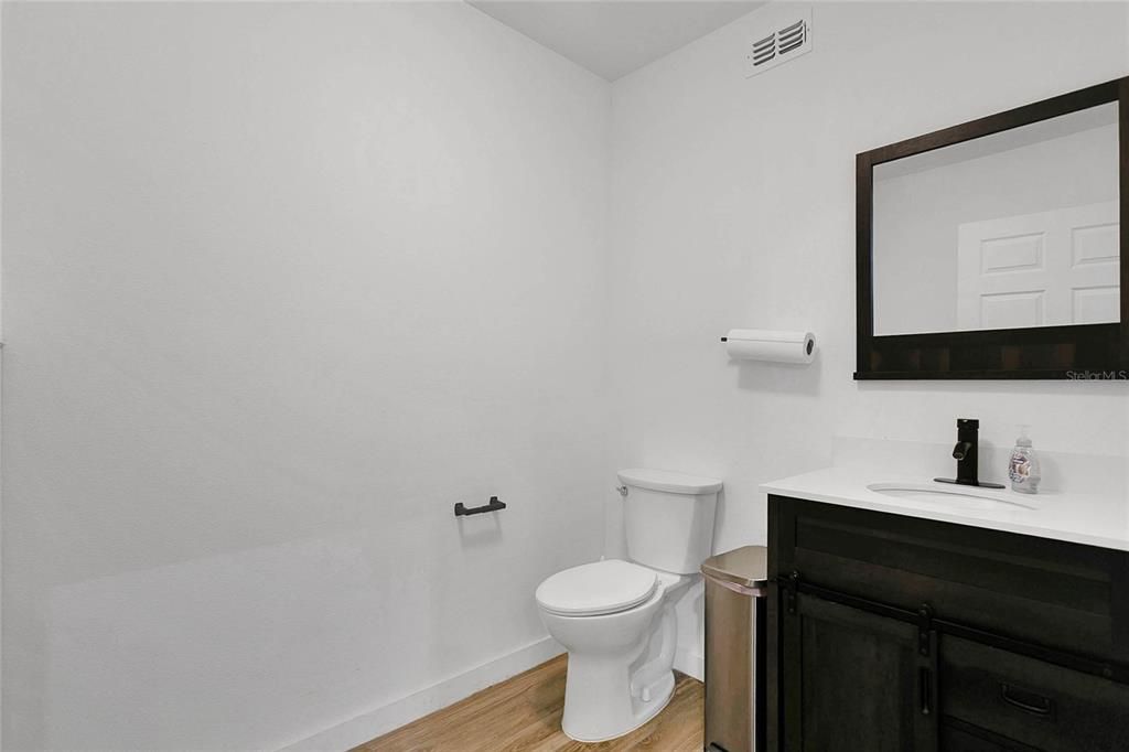 For Sale: $1,500,000 (4 beds, 3 baths, 2375 Square Feet)