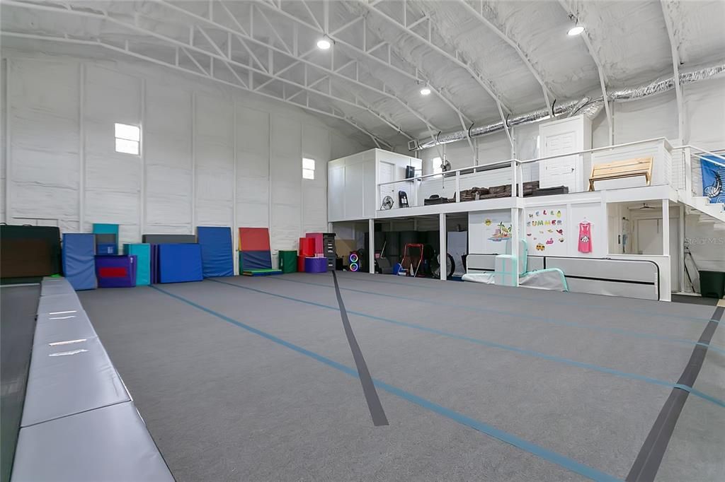 For Sale: $1,500,000 (4 beds, 3 baths, 2375 Square Feet)