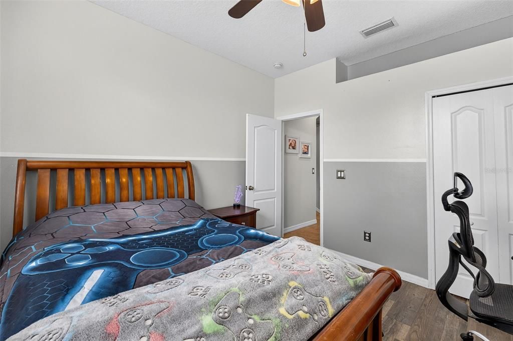 For Sale: $545,000 (3 beds, 2 baths, 2564 Square Feet)