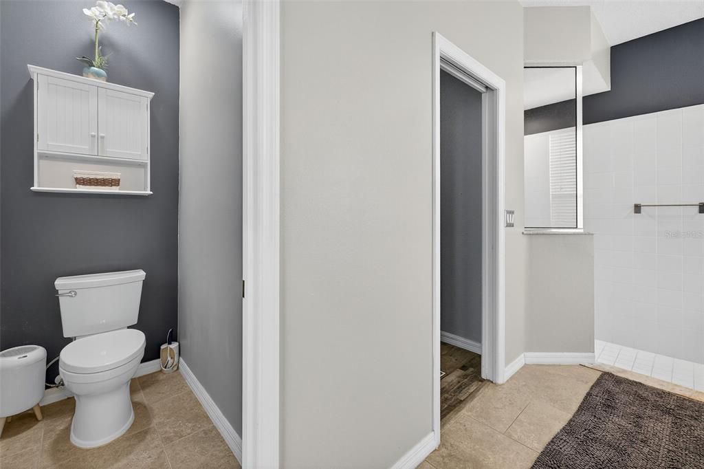 For Sale: $545,000 (3 beds, 2 baths, 2564 Square Feet)