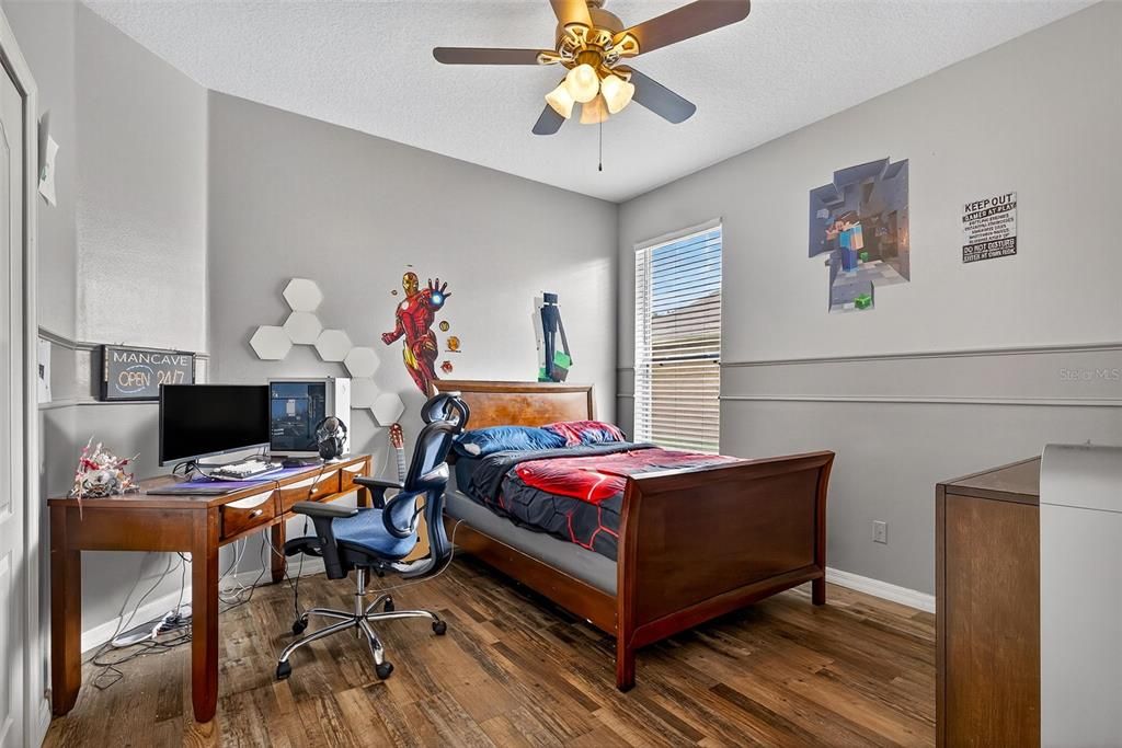 For Sale: $545,000 (3 beds, 2 baths, 2564 Square Feet)