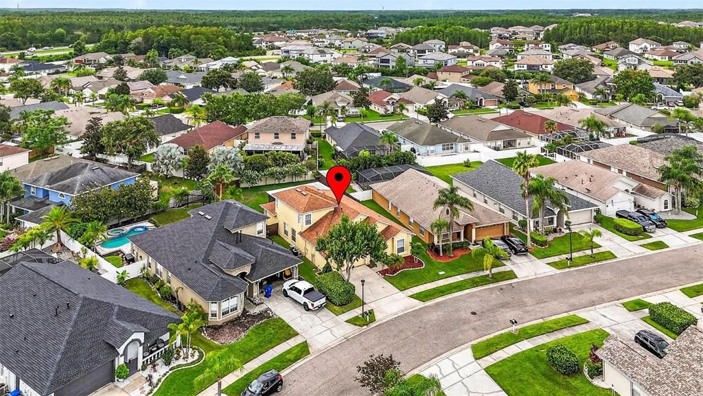 For Sale: $545,000 (3 beds, 2 baths, 2564 Square Feet)