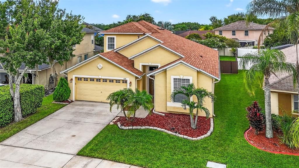 For Sale: $545,000 (3 beds, 2 baths, 2564 Square Feet)