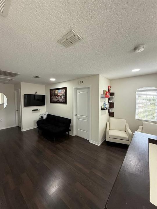 For Rent: $3,200 (4 beds, 2 baths, 2174 Square Feet)