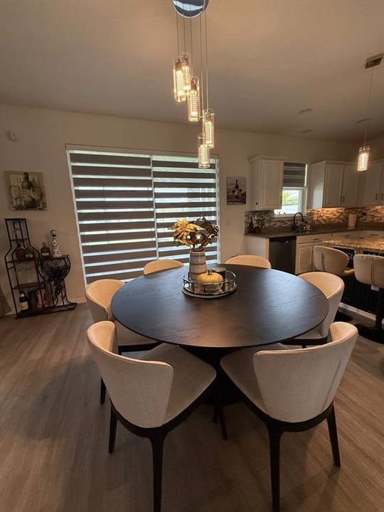 For Rent: $3,200 (4 beds, 2 baths, 2174 Square Feet)