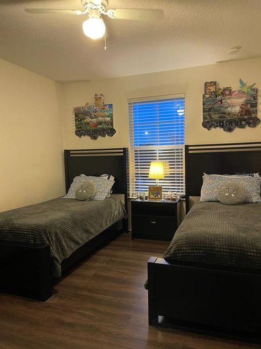 For Rent: $3,200 (4 beds, 2 baths, 2174 Square Feet)