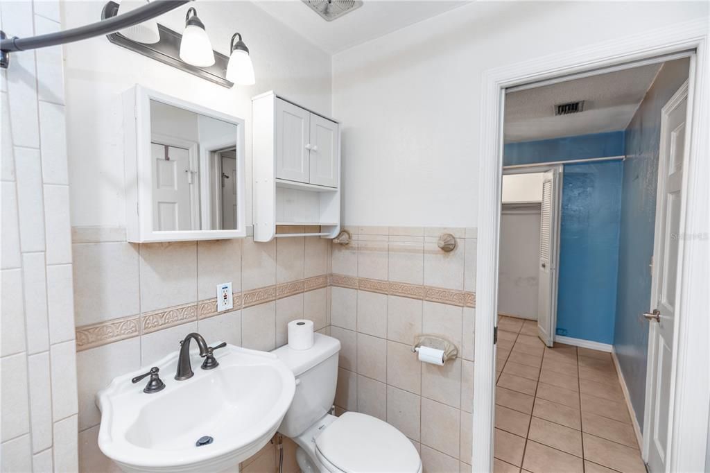 En Venta: $215,000 (2 camas, 2 baños, 1196 Pies cuadrados)