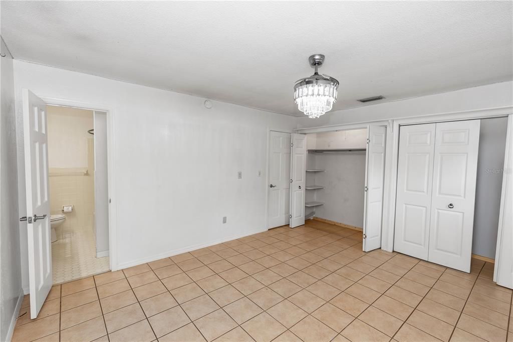 En Venta: $215,000 (2 camas, 2 baños, 1196 Pies cuadrados)