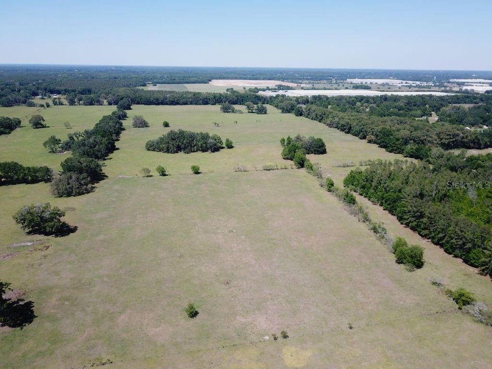 待售: $2,150,000 (108.76 acres)