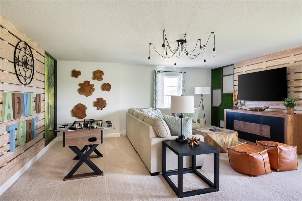 Active With Contract: $579,990 (6 beds, 4 baths, 3357 Square Feet)