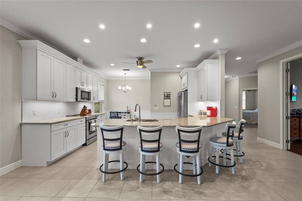 En Venta: $599,900 (3 camas, 2 baños, 1952 Pies cuadrados)