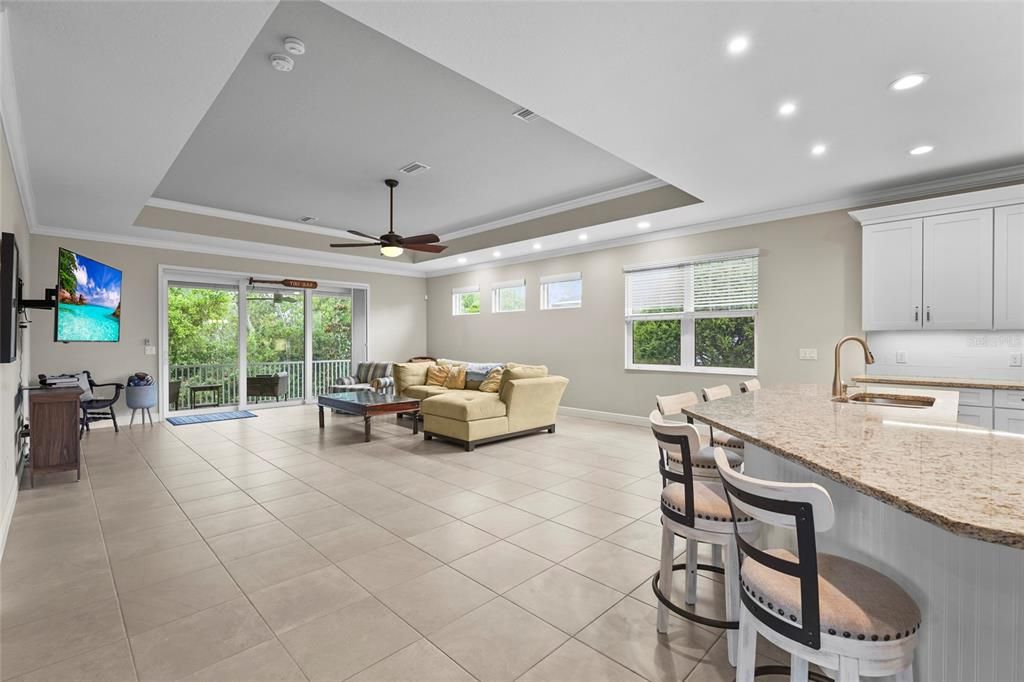 En Venta: $599,900 (3 camas, 2 baños, 1952 Pies cuadrados)