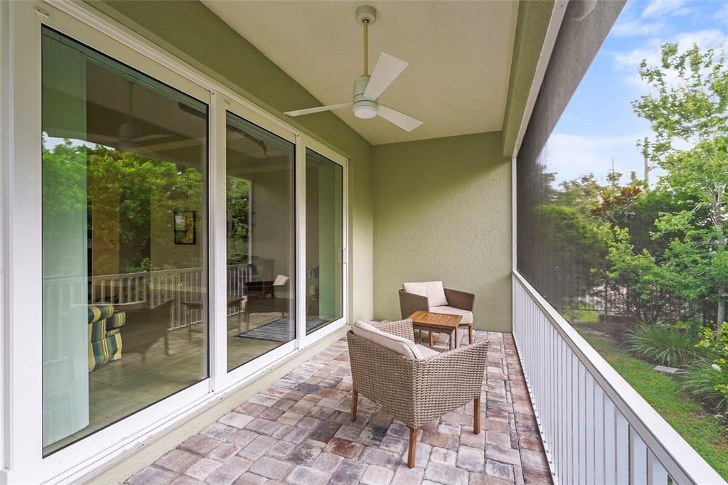 En Venta: $599,900 (3 camas, 2 baños, 1952 Pies cuadrados)