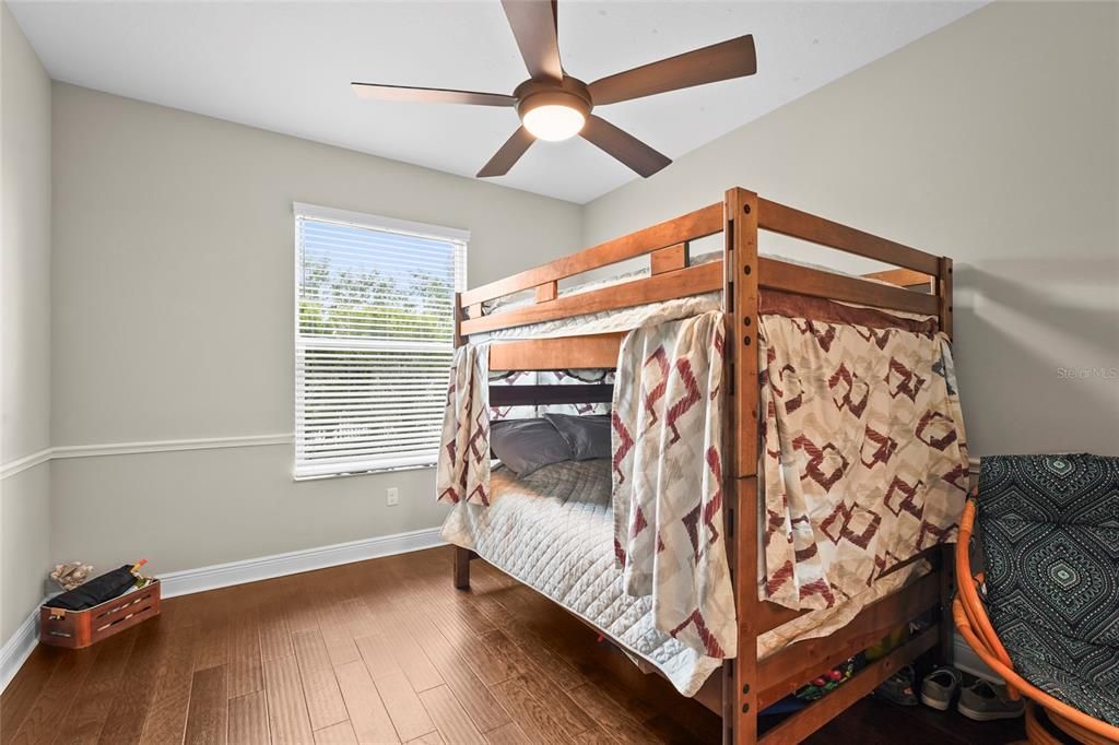 En Venta: $599,900 (3 camas, 2 baños, 1952 Pies cuadrados)