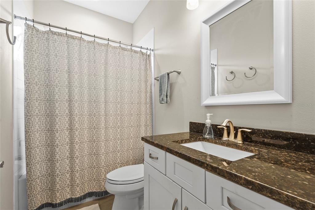 En Venta: $599,900 (3 camas, 2 baños, 1952 Pies cuadrados)