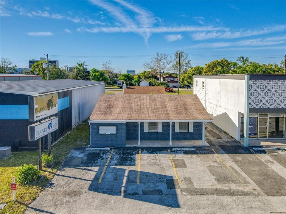 На продажу: $42,140 (0 спален, 0 ванн, 1925 Квадратных фут)