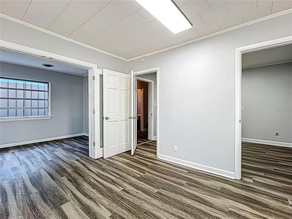 На продажу: $42,140 (0 спален, 0 ванн, 1925 Квадратных фут)