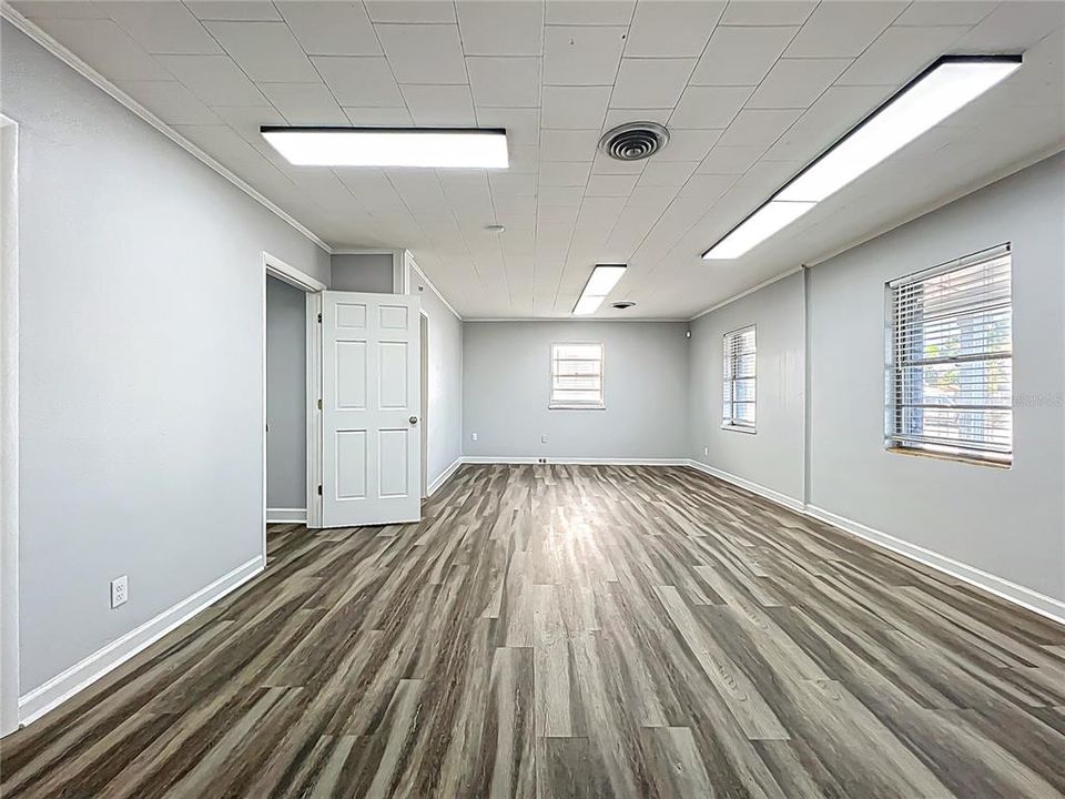 На продажу: $42,140 (0 спален, 0 ванн, 1925 Квадратных фут)