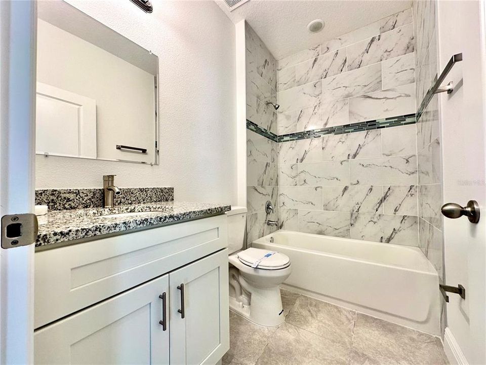 For Rent: $1,840 (4 beds, 3 baths, 1827 Square Feet)