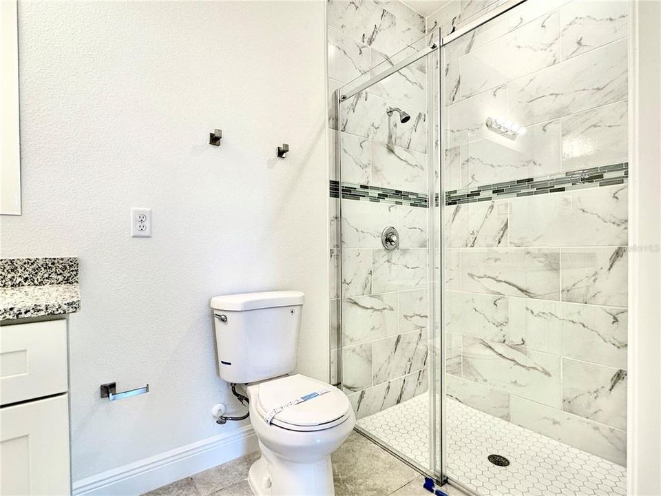 For Rent: $1,840 (4 beds, 3 baths, 1827 Square Feet)