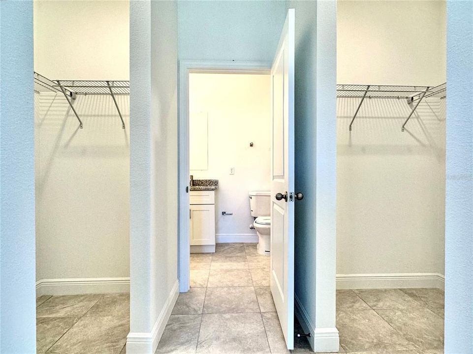 For Rent: $1,840 (4 beds, 3 baths, 1827 Square Feet)