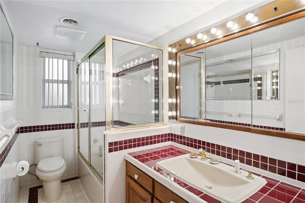 На продажу: $980,000 (3 спален, 2 ванн, 1769 Квадратных фут)