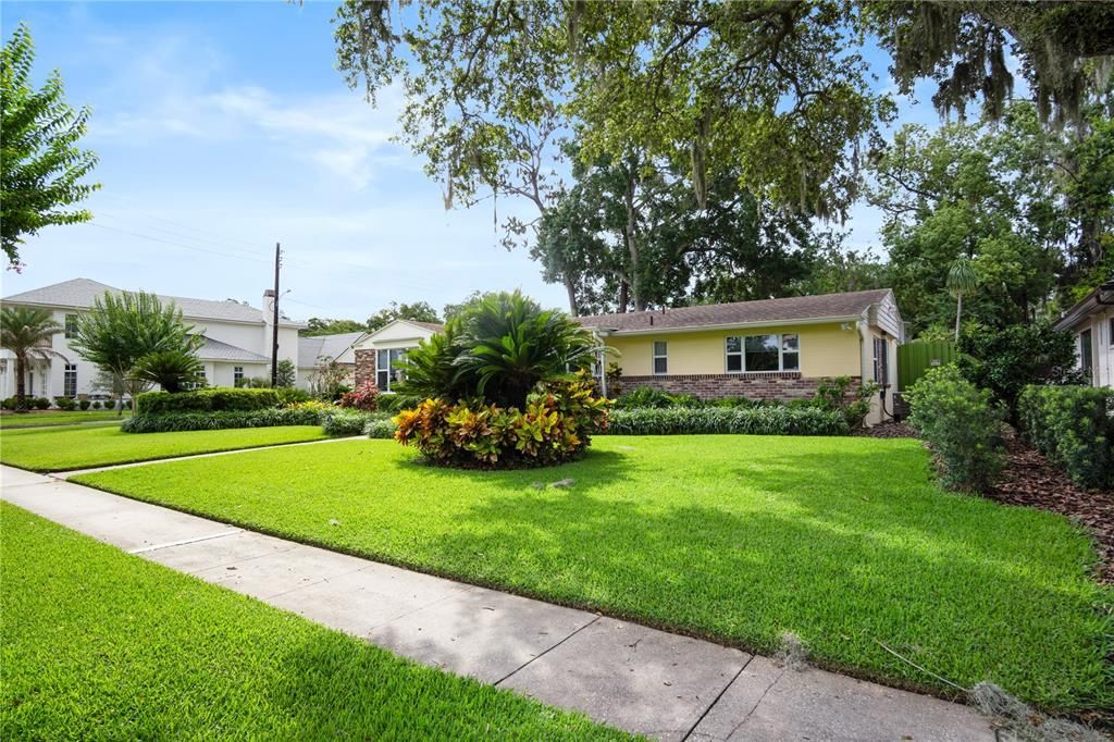 На продажу: $980,000 (3 спален, 2 ванн, 1769 Квадратных фут)