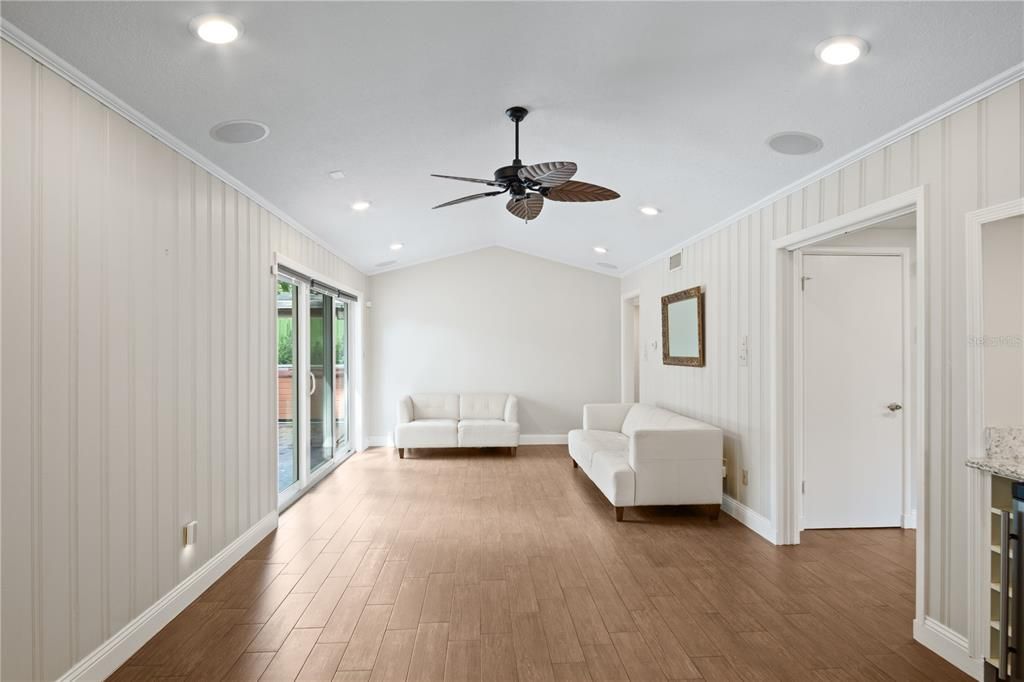 На продажу: $980,000 (3 спален, 2 ванн, 1769 Квадратных фут)