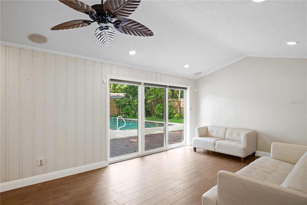 На продажу: $980,000 (3 спален, 2 ванн, 1769 Квадратных фут)