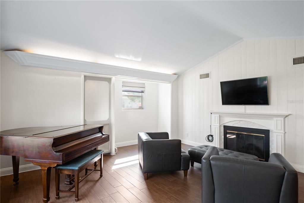 На продажу: $980,000 (3 спален, 2 ванн, 1769 Квадратных фут)