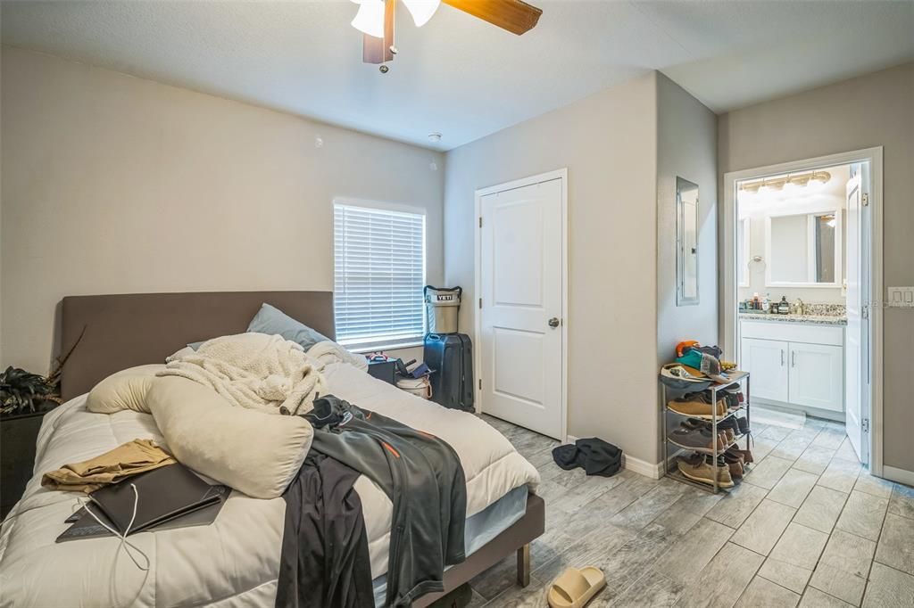 For Sale: $449,900 (3 beds, 2 baths, 1650 Square Feet)