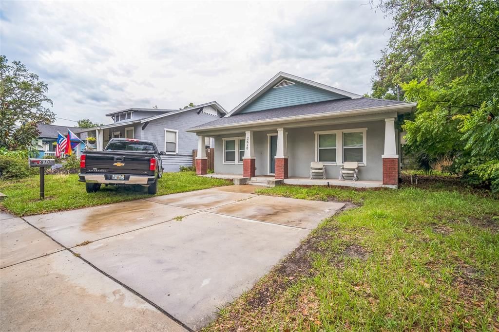 For Sale: $449,900 (3 beds, 2 baths, 1650 Square Feet)