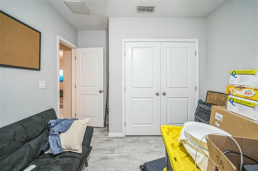 For Sale: $449,900 (3 beds, 2 baths, 1650 Square Feet)