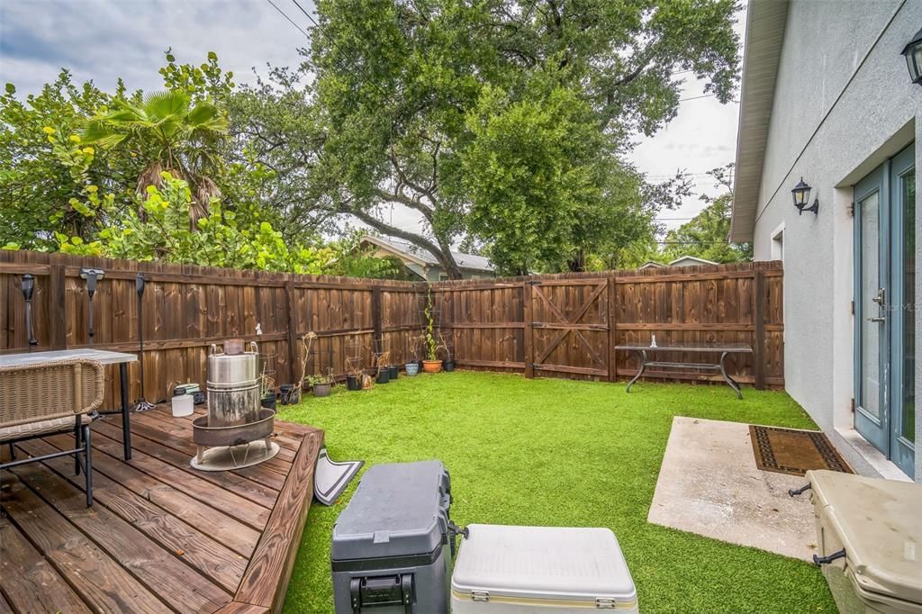 For Sale: $449,900 (3 beds, 2 baths, 1650 Square Feet)