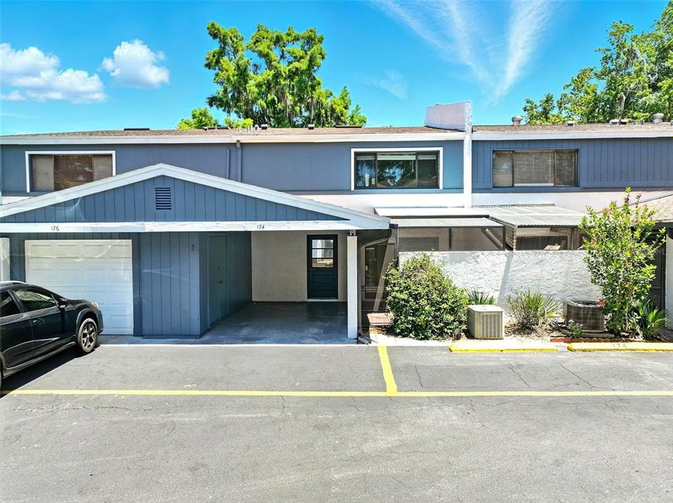 待售: $234,000 (2 贝兹, 1 浴室, 1340 平方英尺)