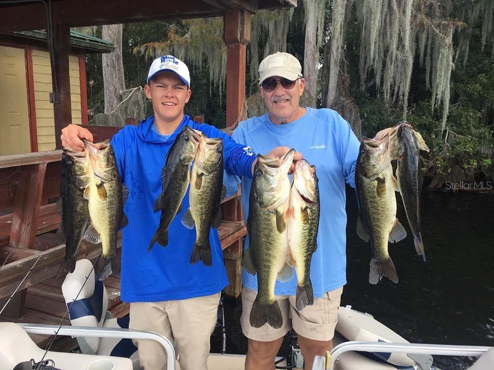 待售: $234,000 (2 贝兹, 1 浴室, 1340 平方英尺)